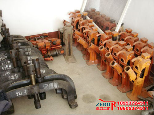 手動(dòng)彎道器